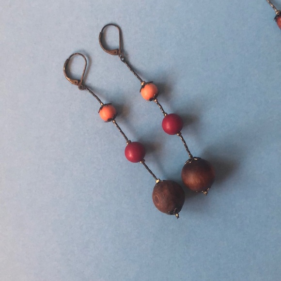 🌸Long Necklace and Earrings Set - Picture 3 of 5